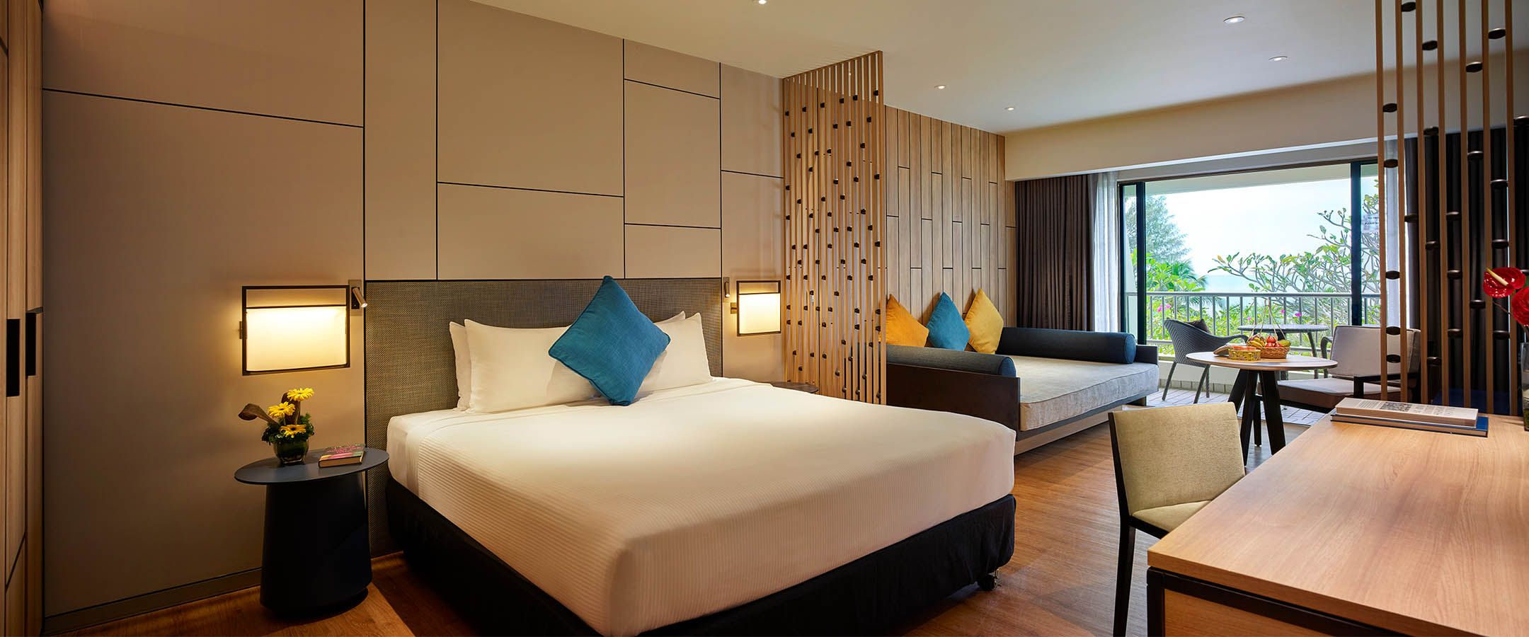 prpen-05-Family-Seaview-One-Bedroom-hero-1